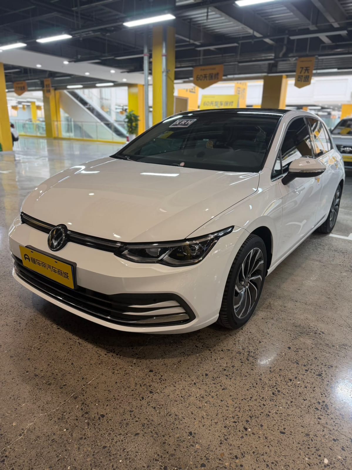 Volkswagen Golf 280TSI DSG Pro