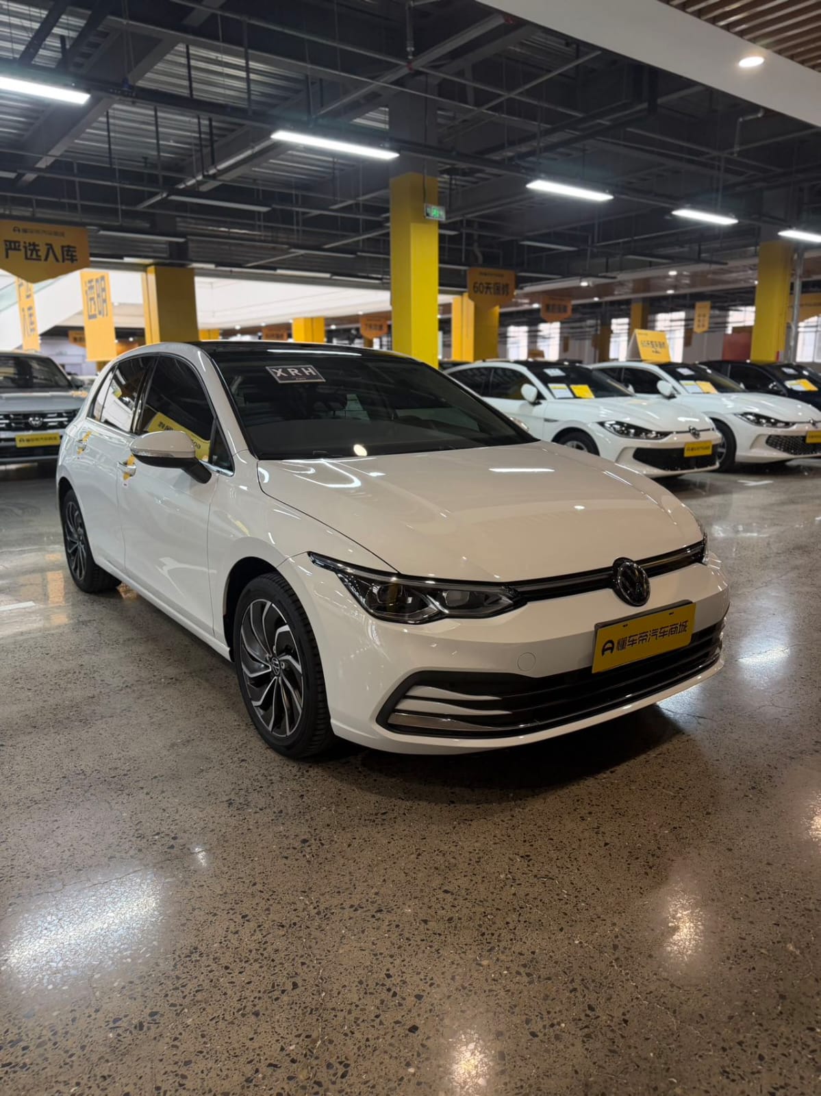 Volkswagen Golf 280TSI DSG Pro