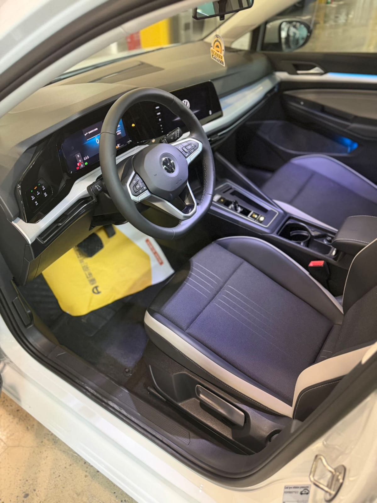 Volkswagen Golf 280TSI DSG Pro