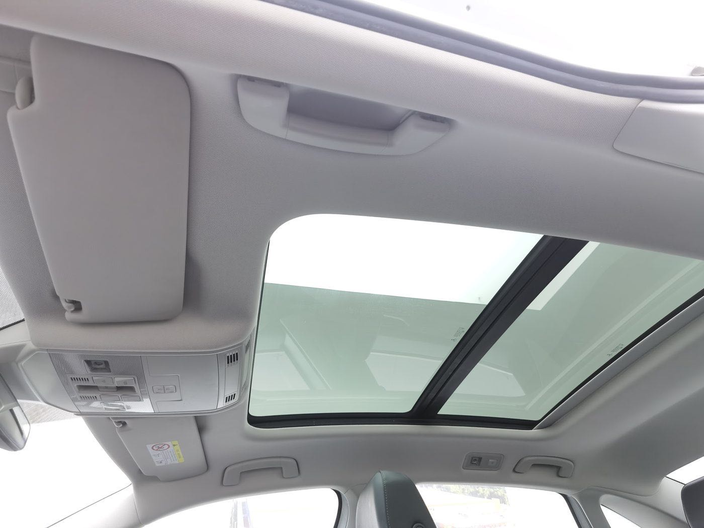 Volkswagen Sagitar 280TSI DSG