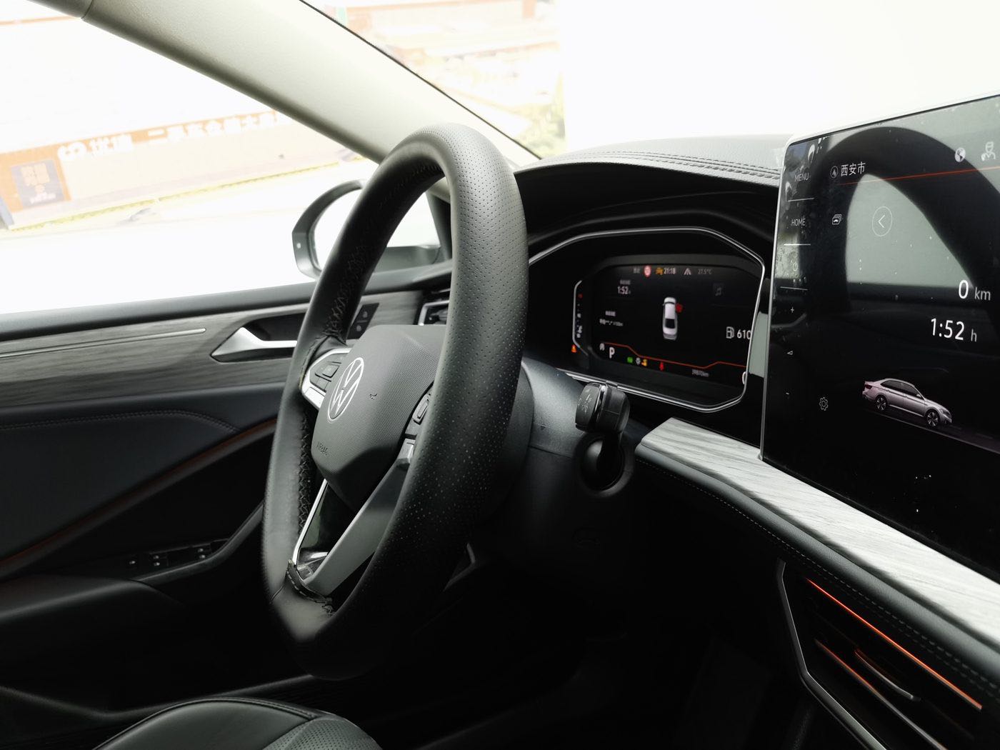 Volkswagen Sagitar 280TSI DSG