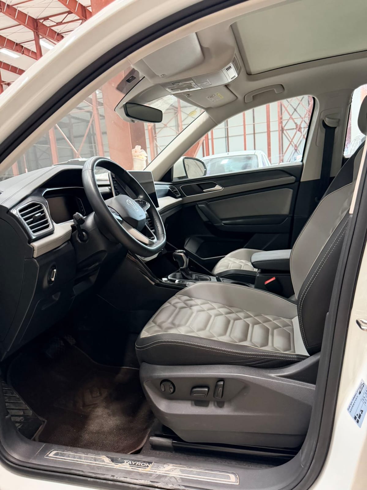 Volkswagen Tayron 280TSI Deluxe Plus Advanced Edition