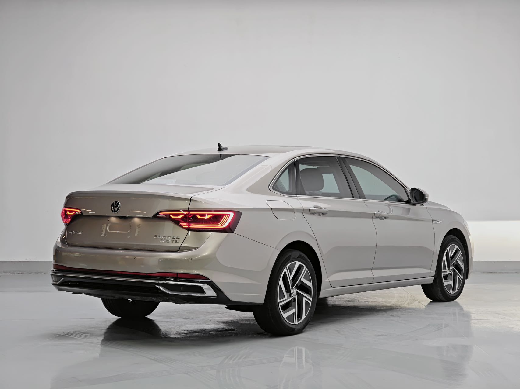 Volkswagen Sagitar 280TSI