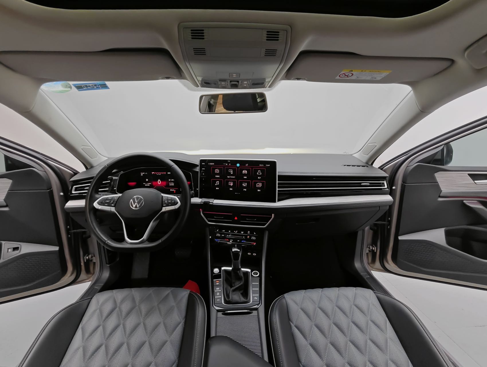 Volkswagen Sagitar 280TSI