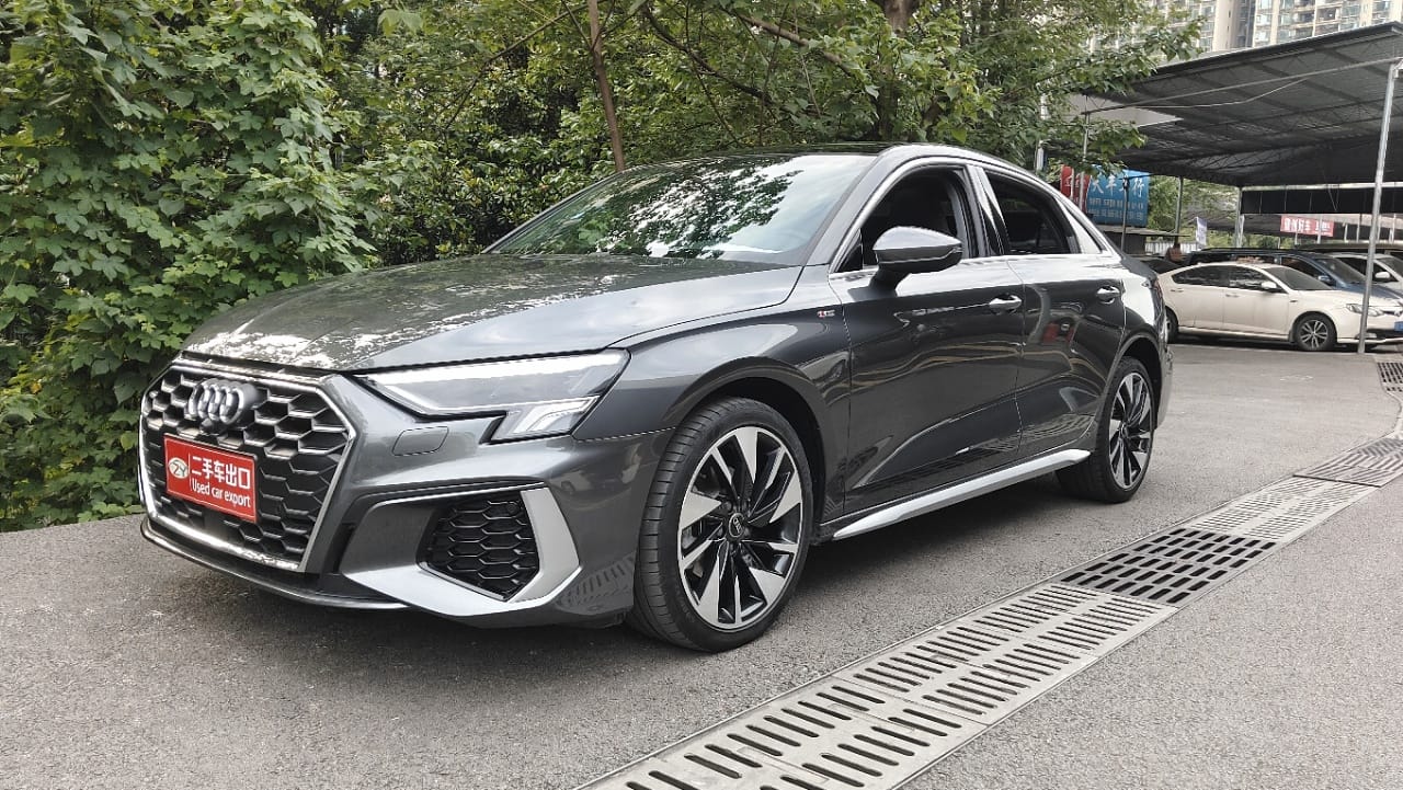 Audi A3L Limousine Fashion Sports Edition