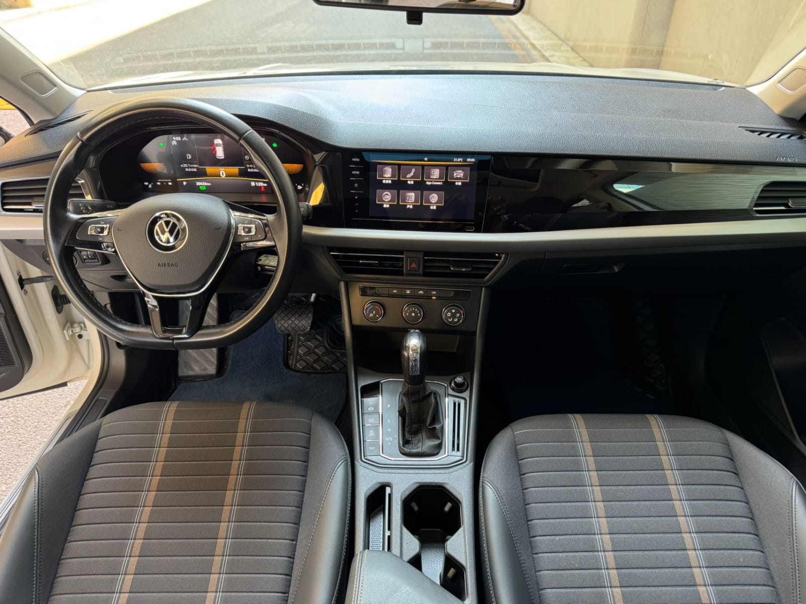 Volkswagen Lavida 280TSI DSG Comfort Edition