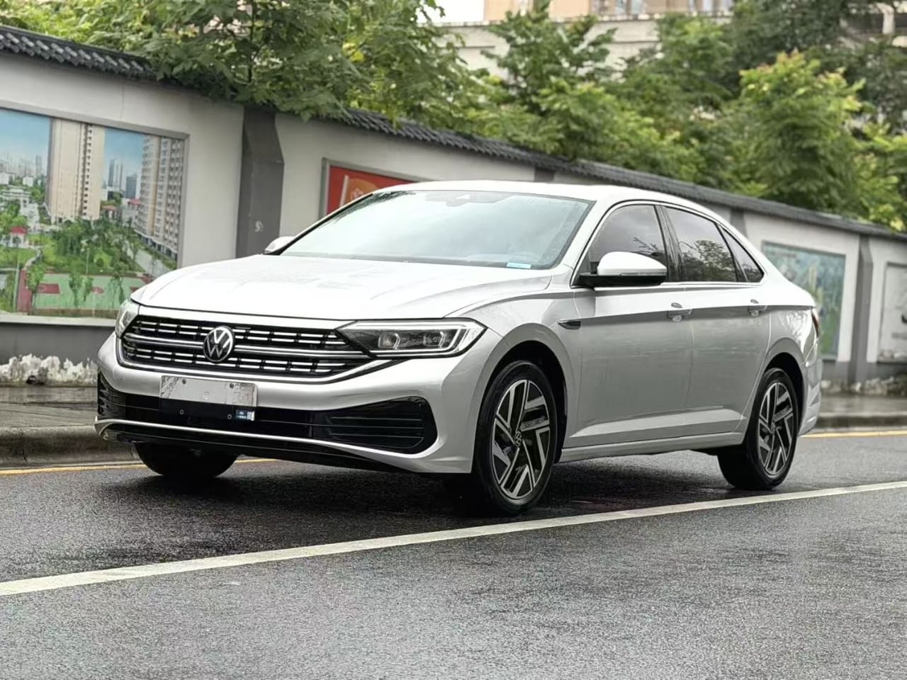 Volkswagen Sagitar 280TSI Plus Edition