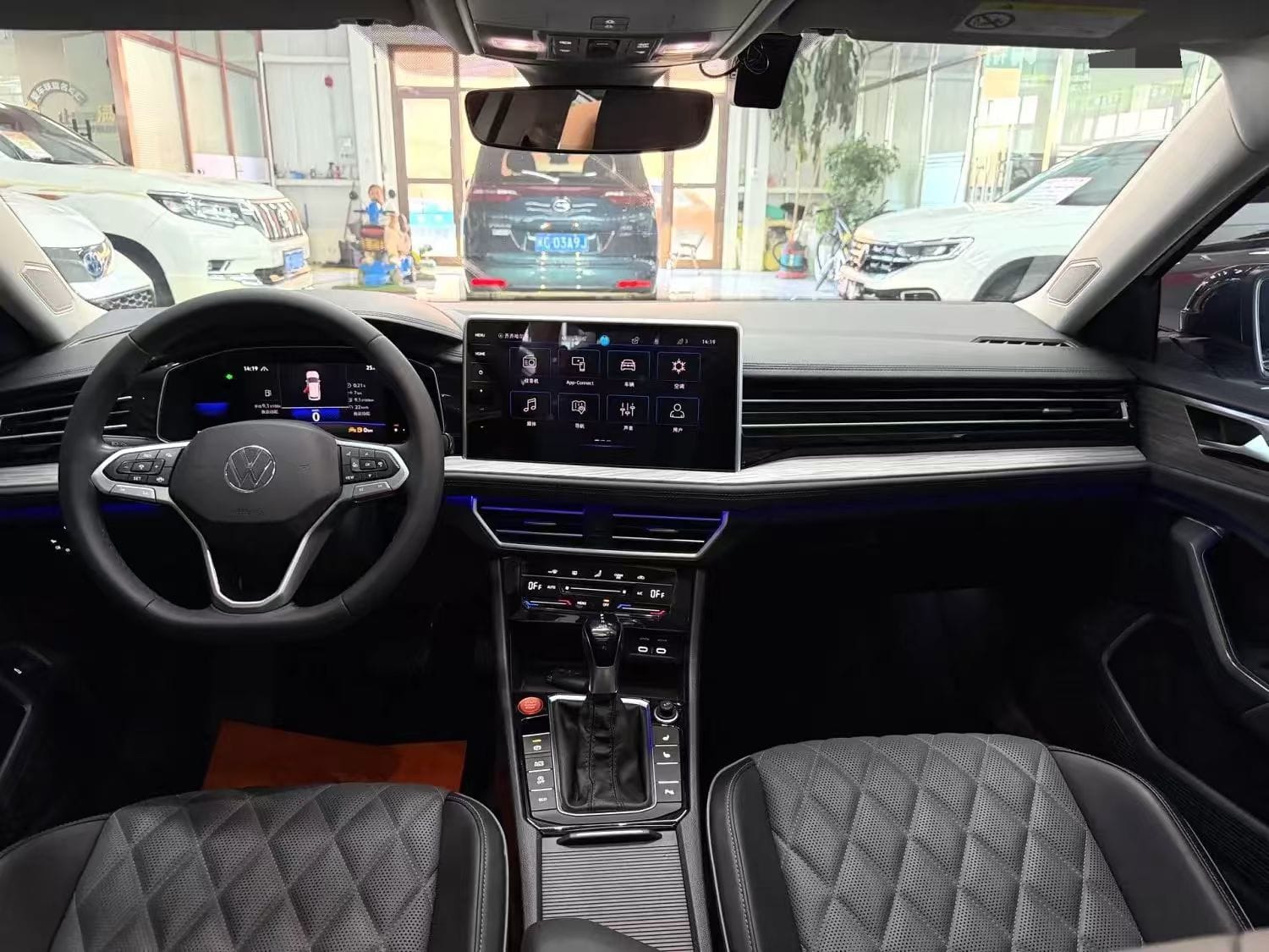 Volkswagen Sagitar 280TSI Plus Edition