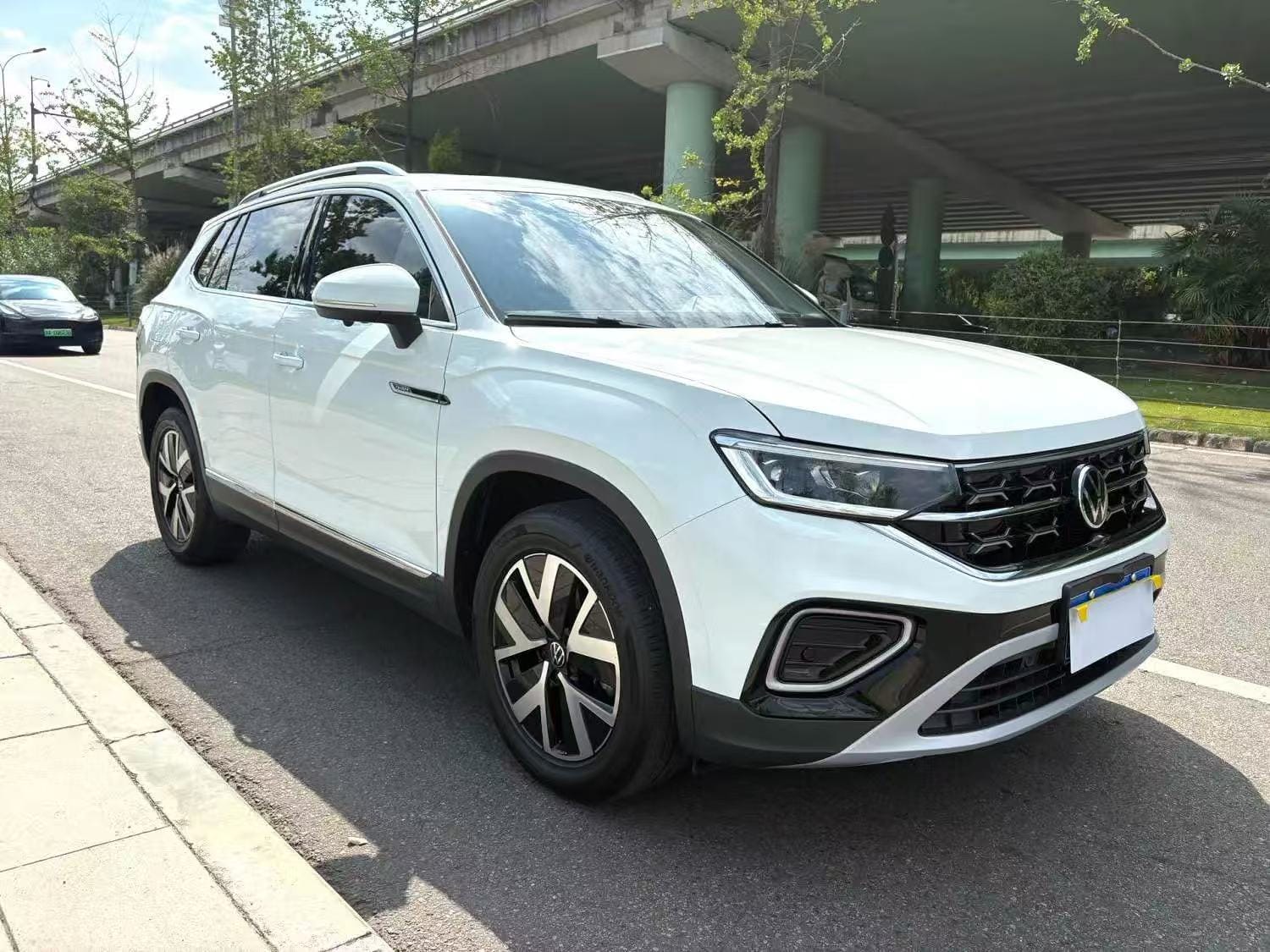 Volkswagen Tayron 280TSI Deluxe Plus Premium Edition