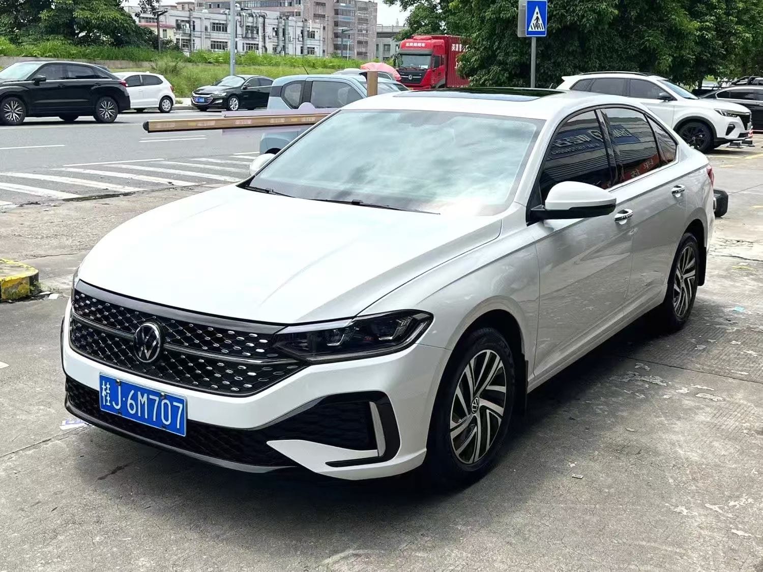 Volkswagen Lavida 1.5L Star Edition Five Million
