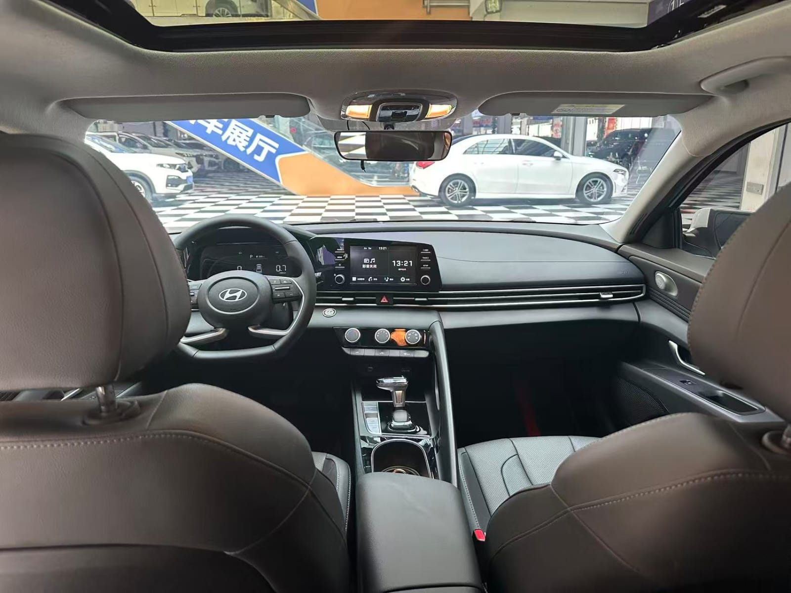 Hyundai Elantra Elite