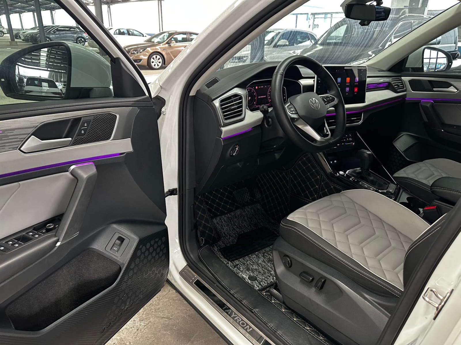 Volkswagen Tayron 280TSI Deluxe Plus Premium Edition
