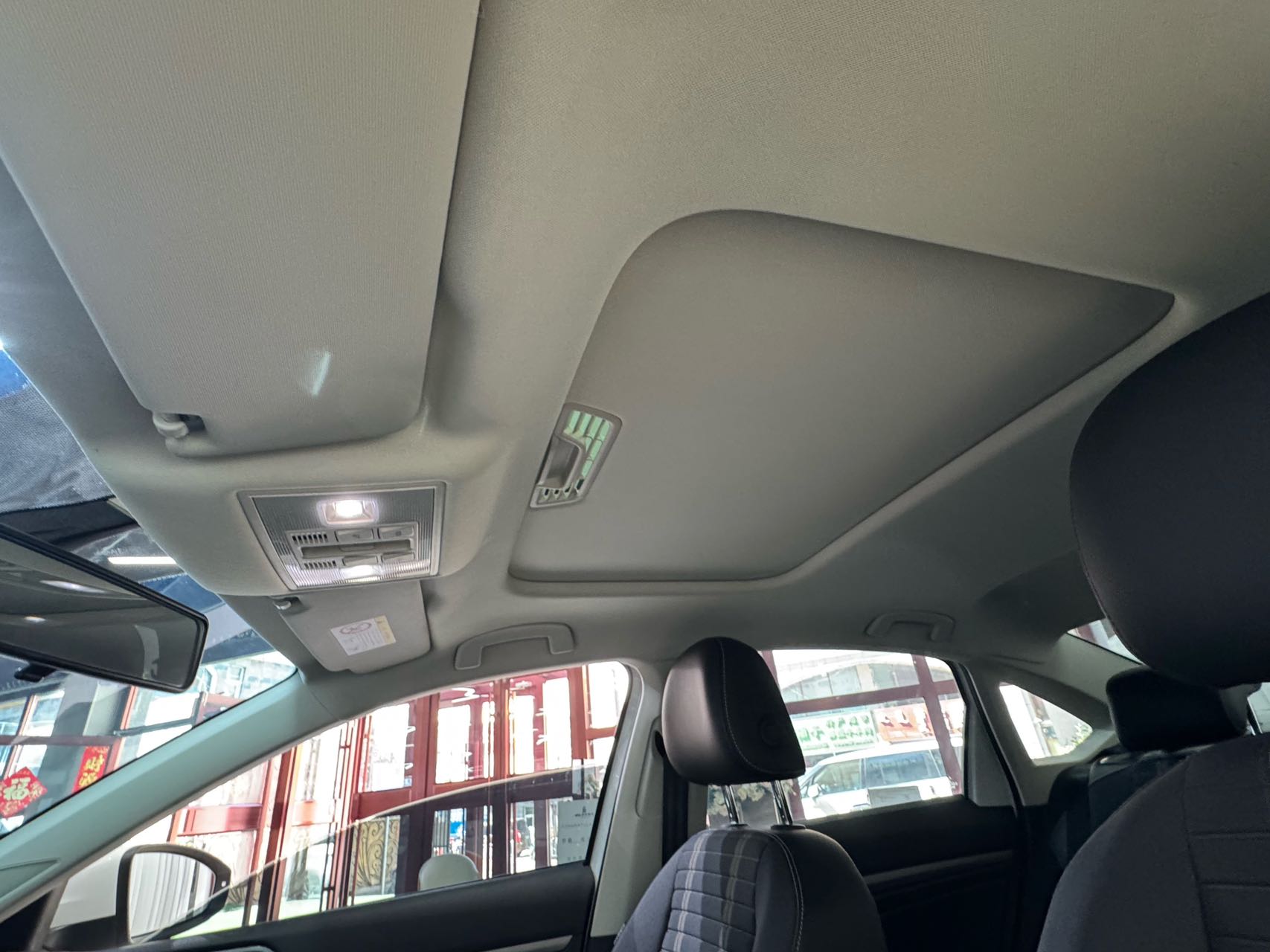 Volkswagen Lavida 280TSI DSG Comfort Edition