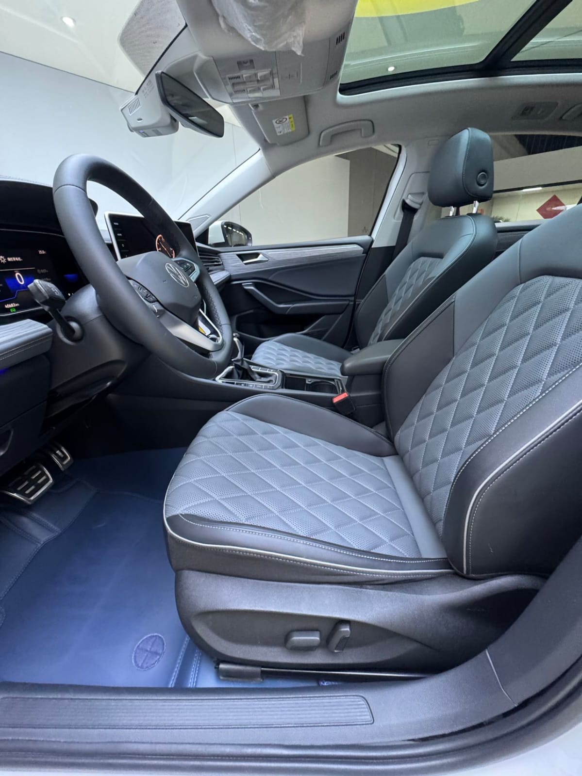 Volkswagen Sagitar 280TSI DSG