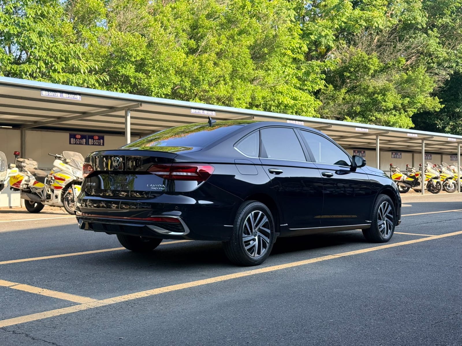 Volkswagen Lavida 280TSI DSG Starlight Edition