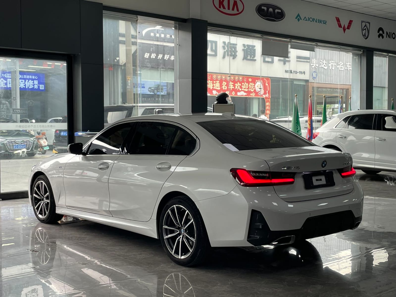 BMW 3 Series 320Li M Sport