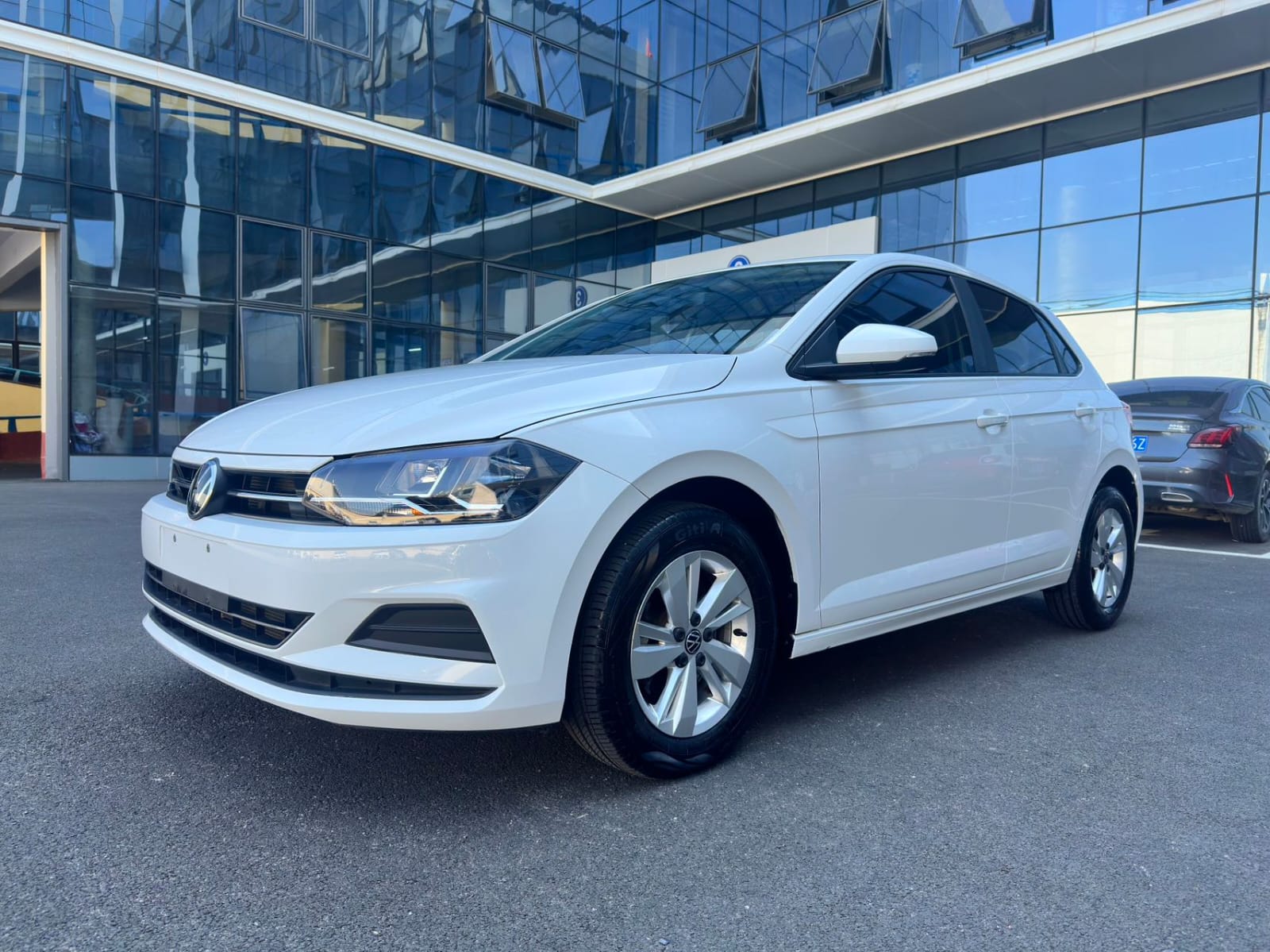 Volkswagen Polo Plus 1.5L