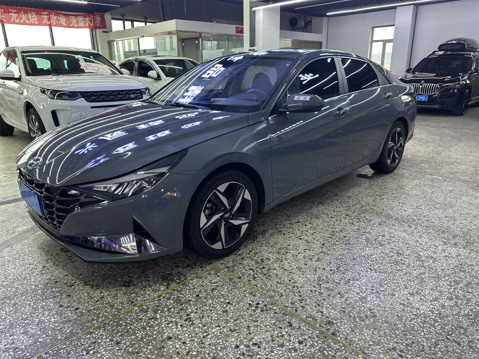 Hyundai Elantra 1.5L Premium Edition