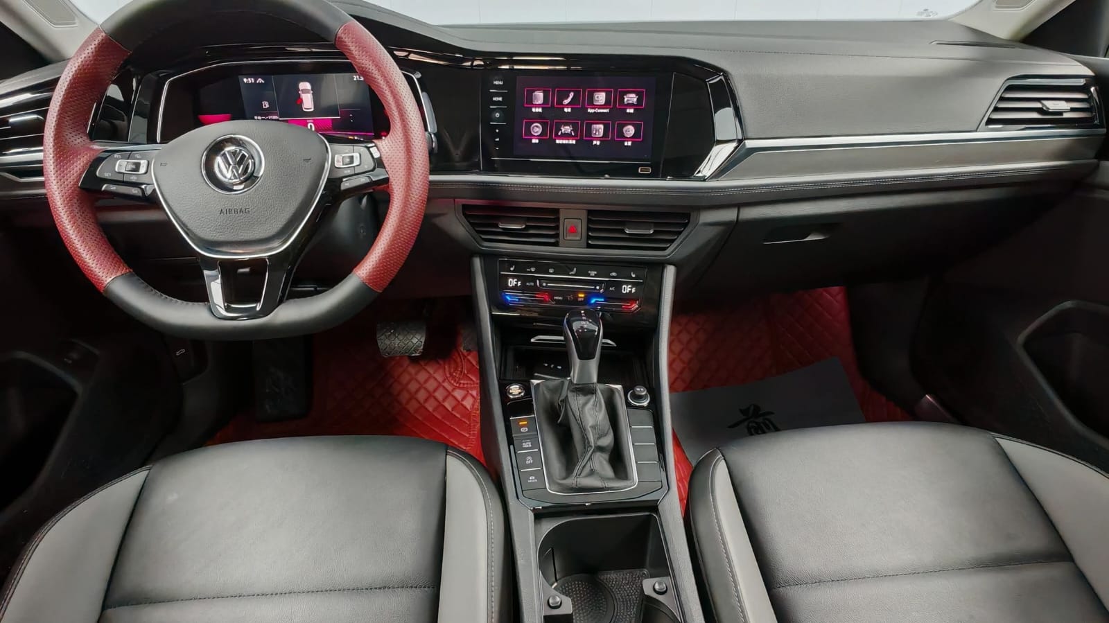 Volkswagen Sagitar 280TSI DSG