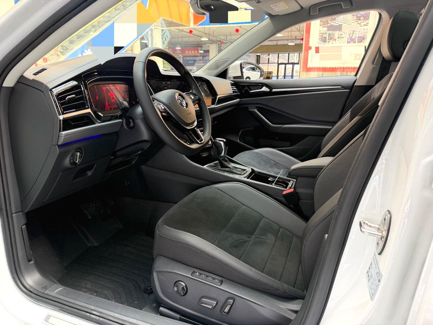 Volkswagen Sagitar Express Excellence Edition
