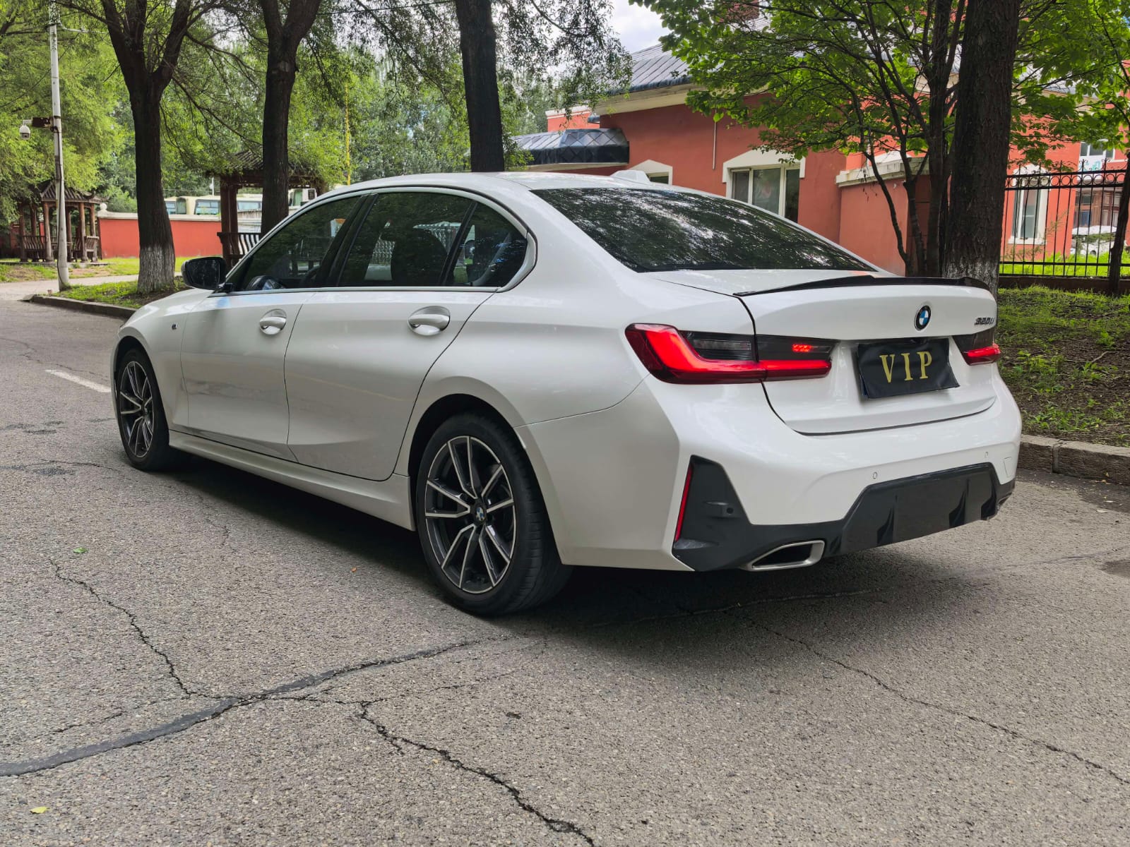 BMW 3 Series 320Li M Sport