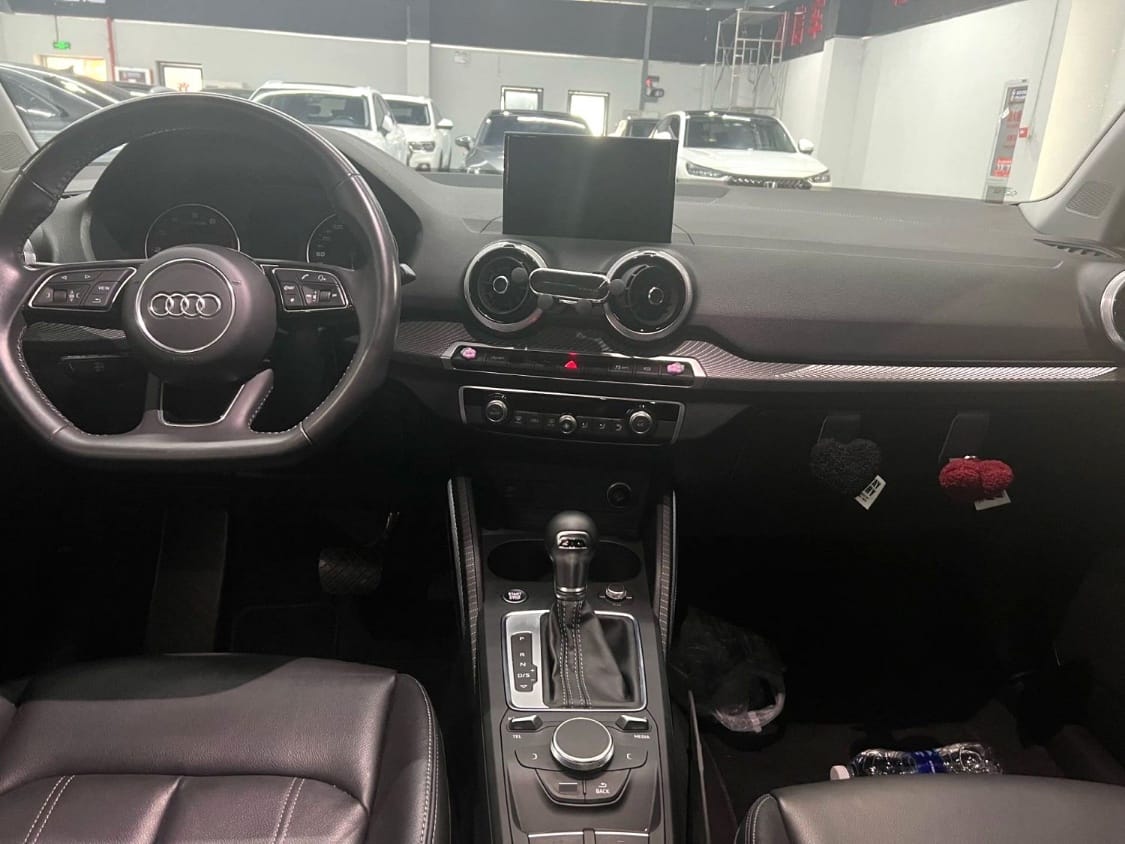 Audi Q2L 1.4TFSI 35 TFSI