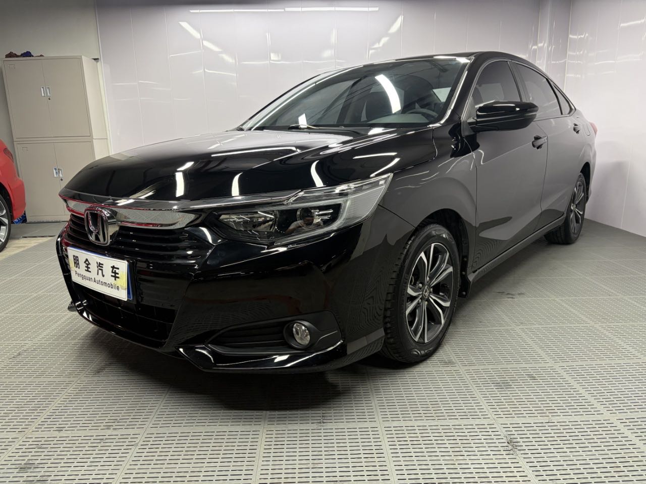 Honda Crider 180Turbo CVT Deluxe Edition