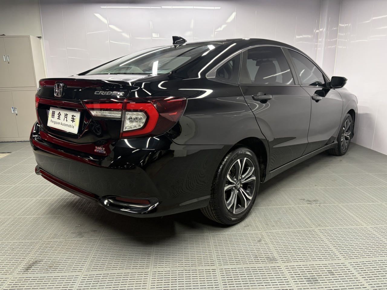 Honda Crider 180Turbo CVT Deluxe Edition