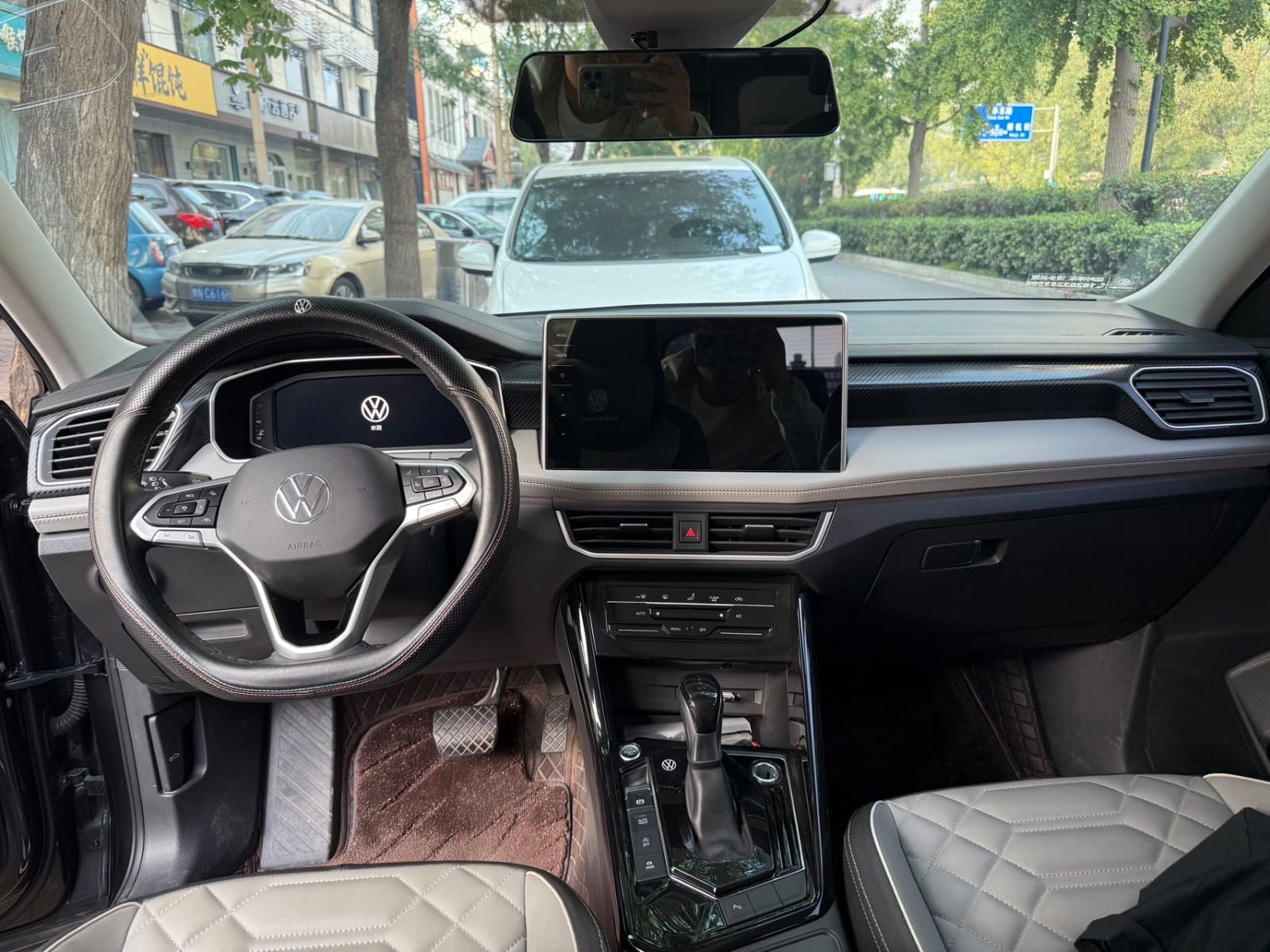 Volkswagen Tayron 280TSI Deluxe