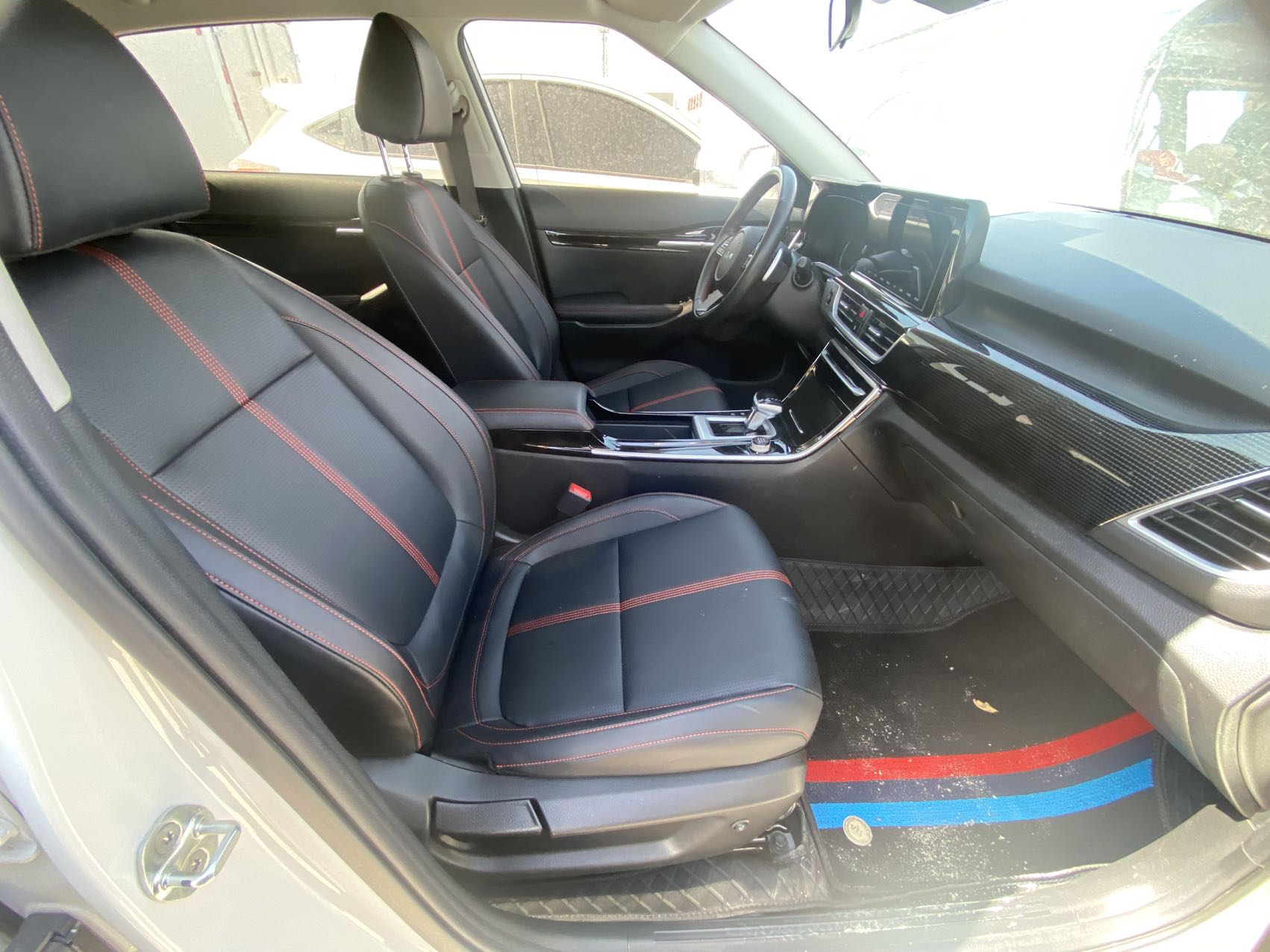 Kia KX3 Luxury Edition