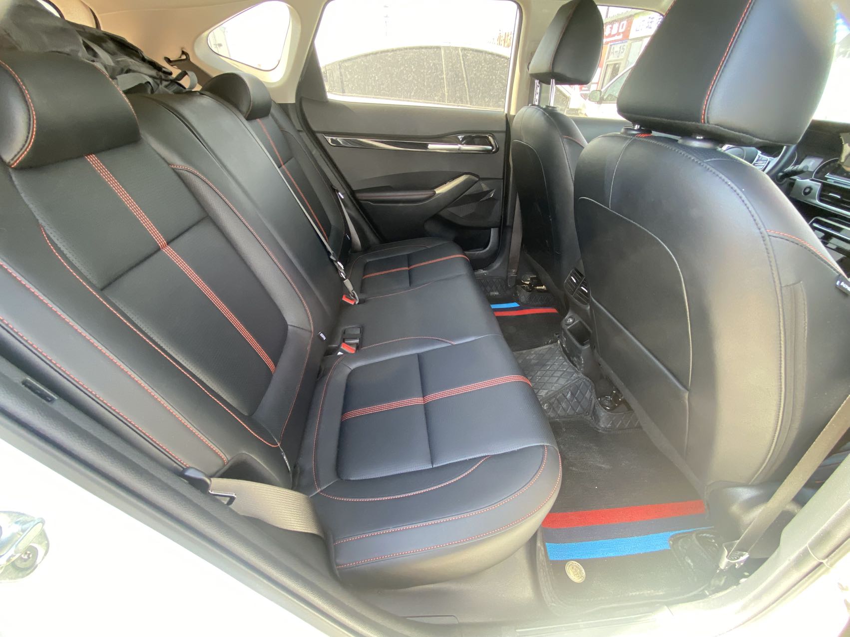 Kia KX3 Luxury Edition