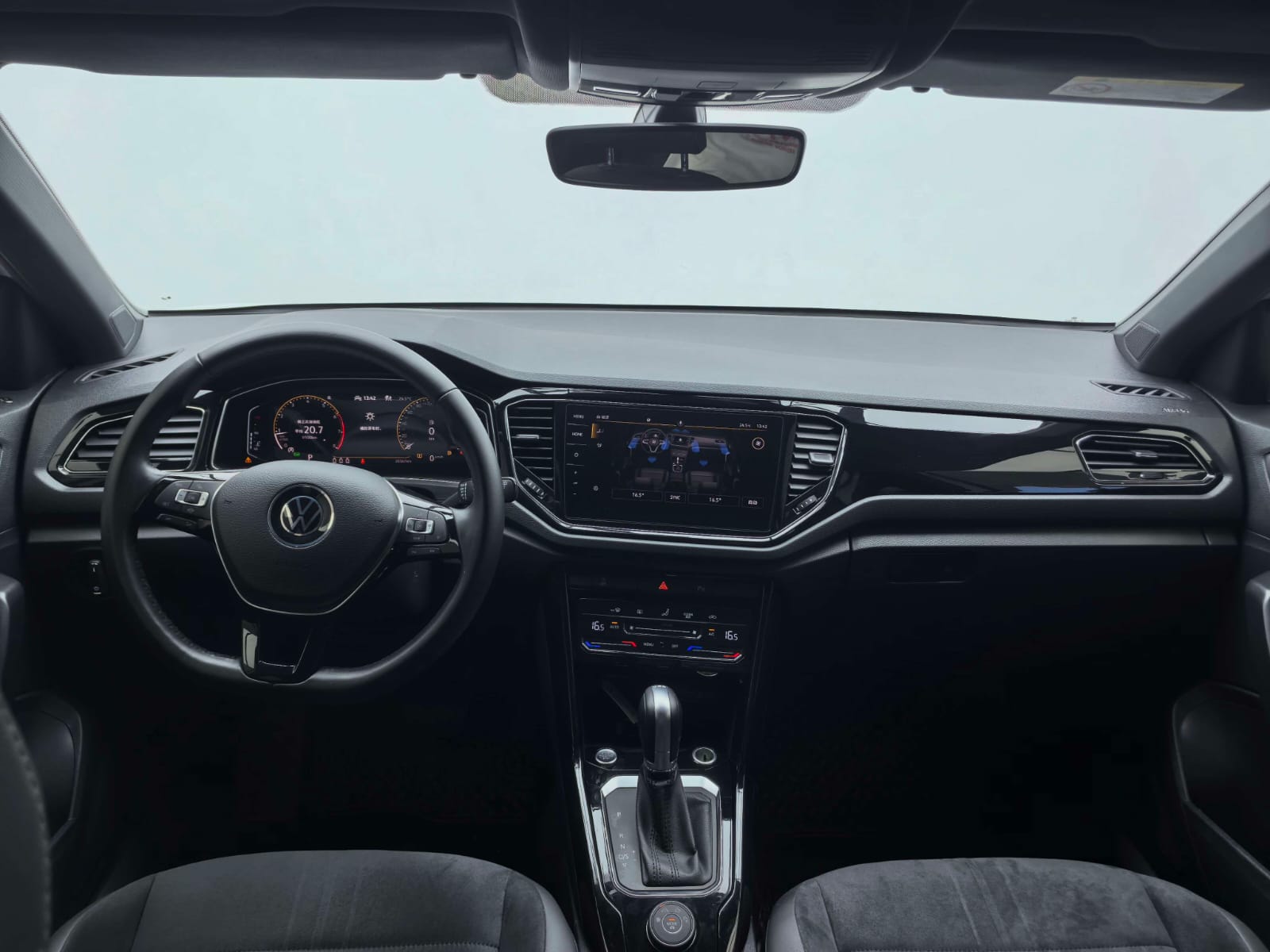 Volkswagen T-Roc 280TSI DSG Prospect Edition