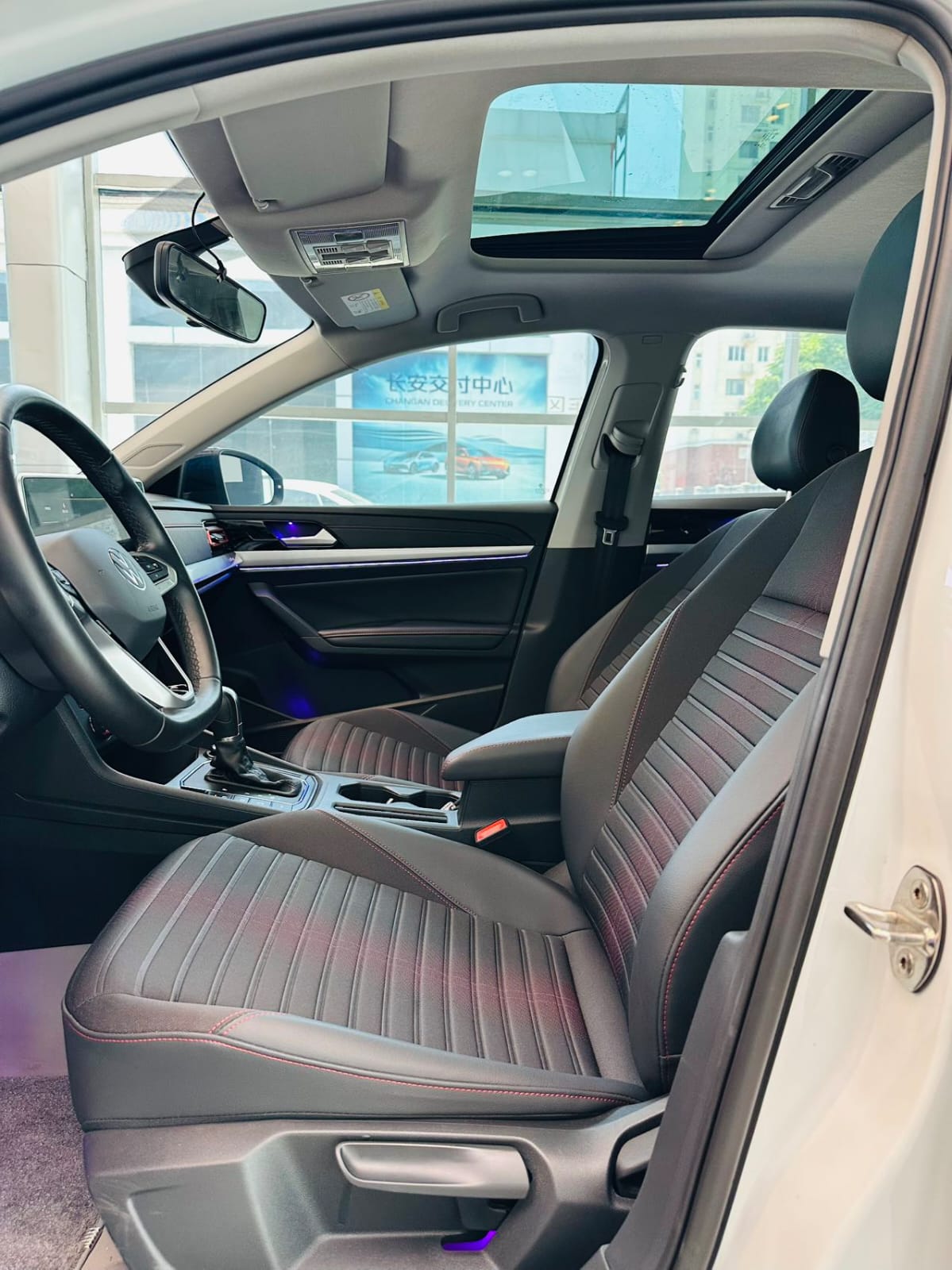 Volkswagen Lavida 280TSI DSG