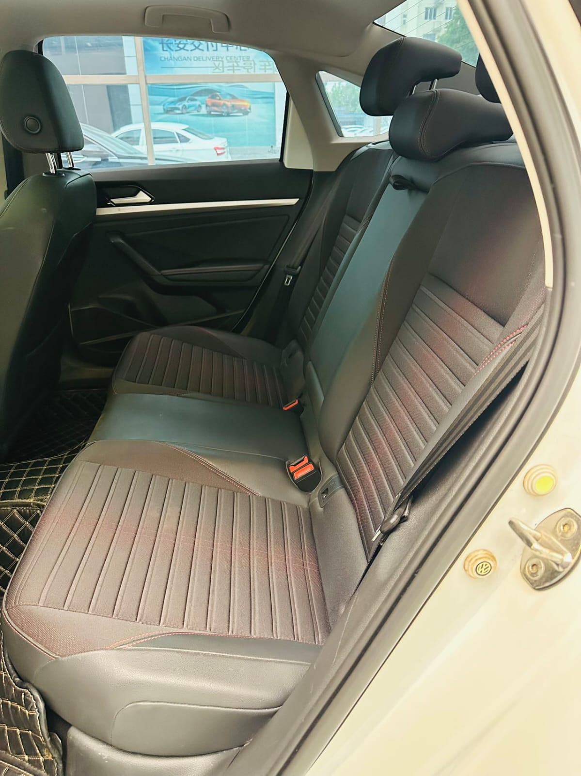 Volkswagen Lavida 280TSI DSG