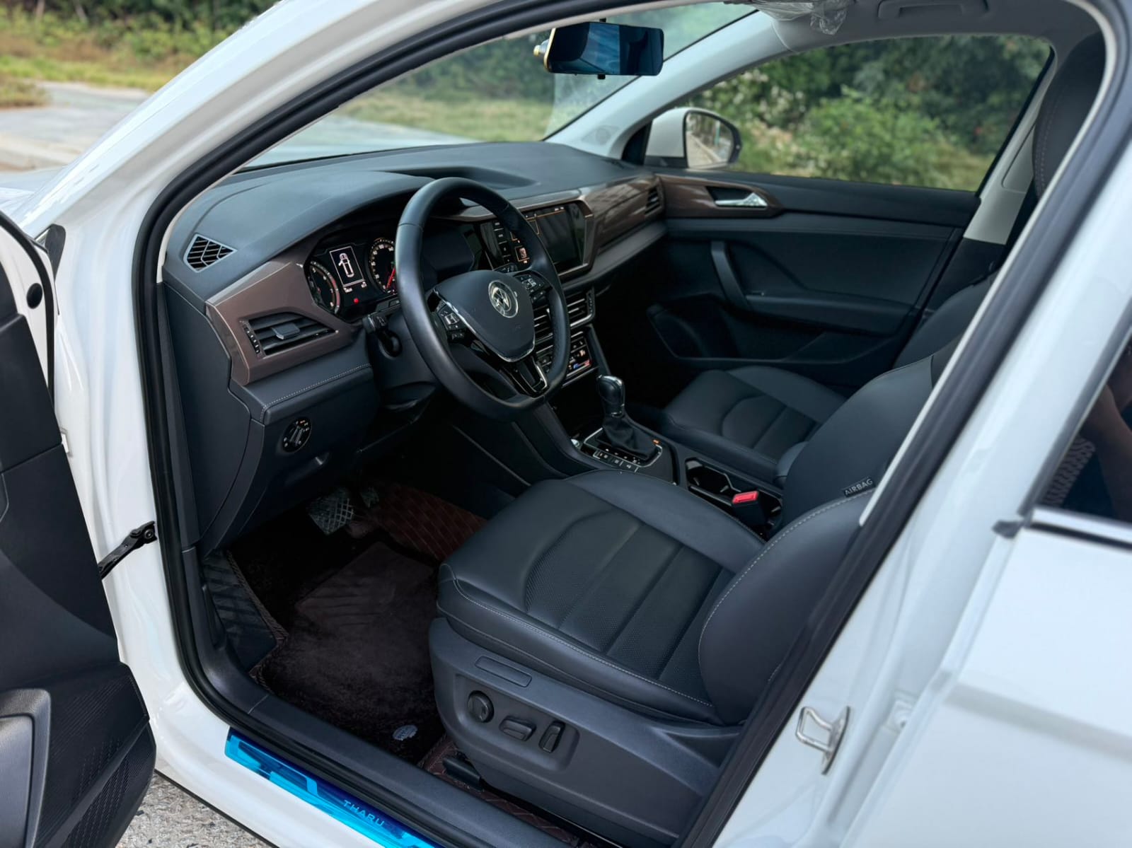 Volkswagen Tharu 280TSI Deluxe PLUS