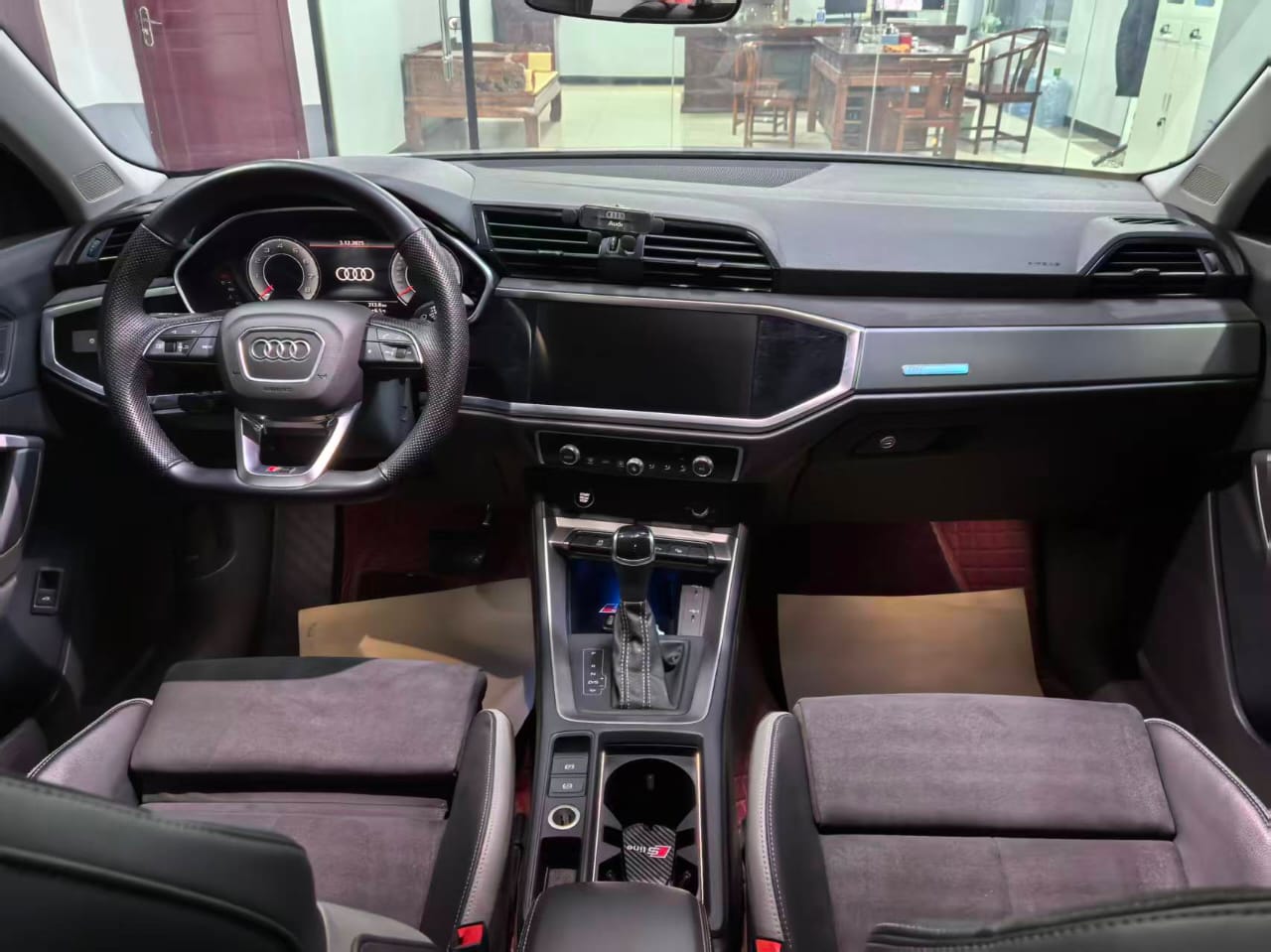 Audi Q3 2023 35TFSI