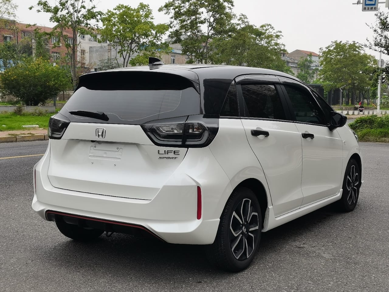 Honda LIFE 2021 1.5L CVT SPORT