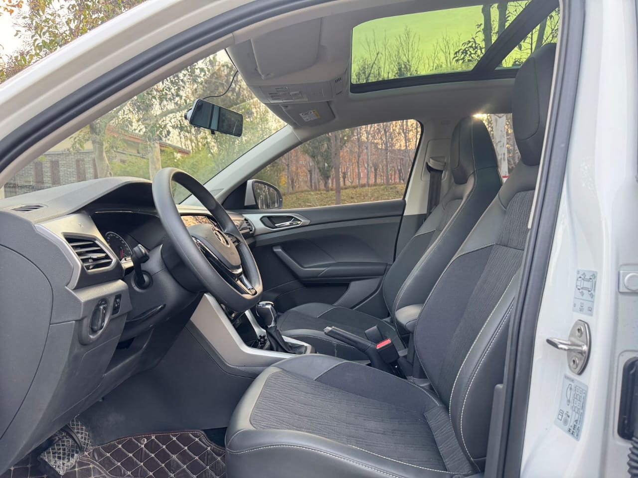 Volkswagen T-CrossAuto Comfort 1.5L