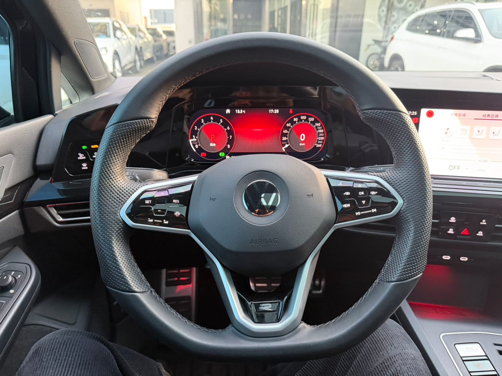 Volkswagen Golf 2022 R-Line
